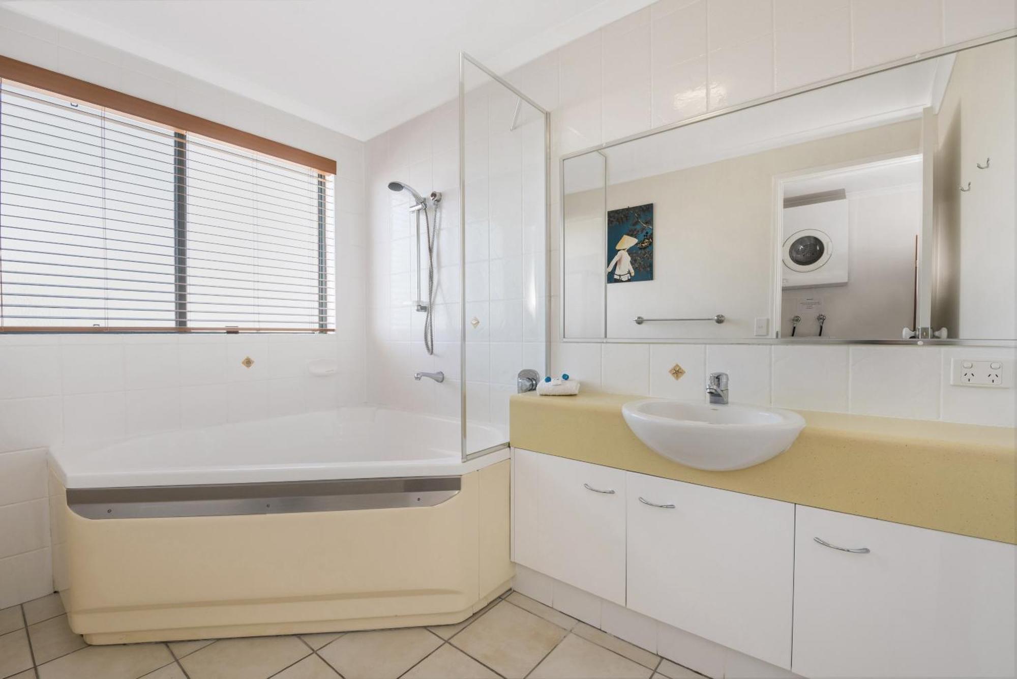 Sunshine Towers Boutique Apartments Maroochydore Exterior foto